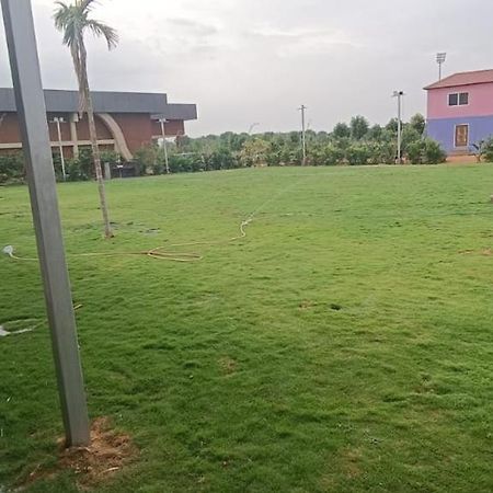 Kcr Resorts & Convention Maisaram 外观 照片
